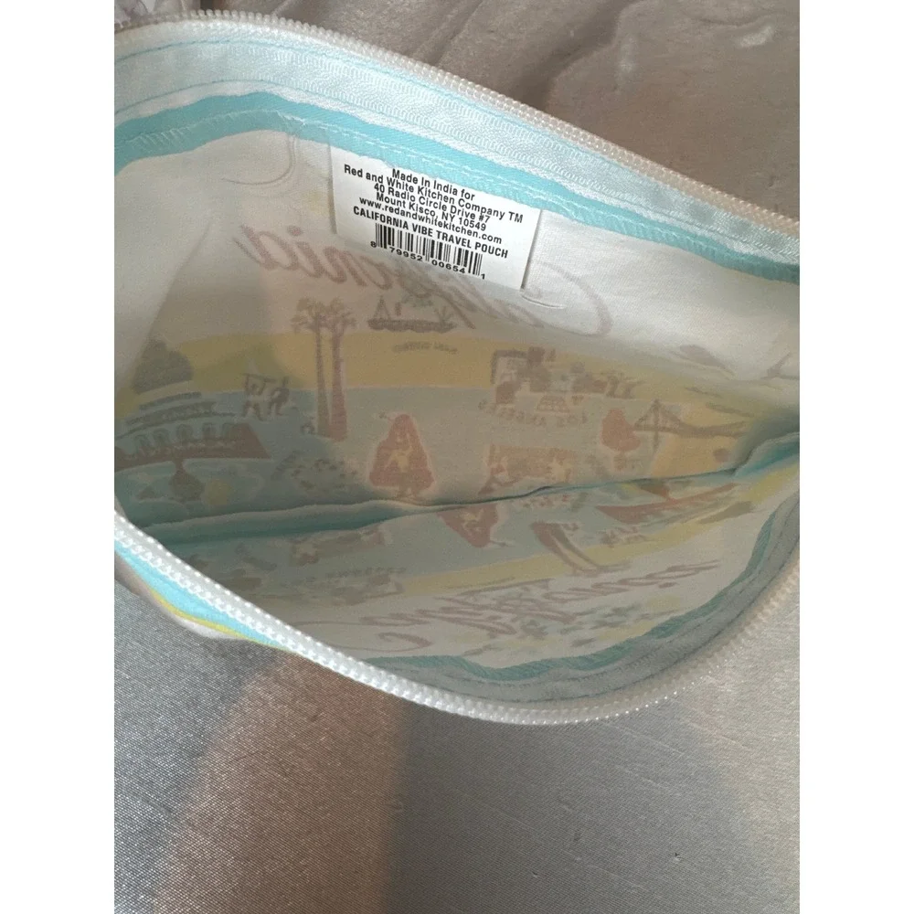 Red‎ and White Kitchen Co California Cities Landmarks Travel Souvenir Pouch